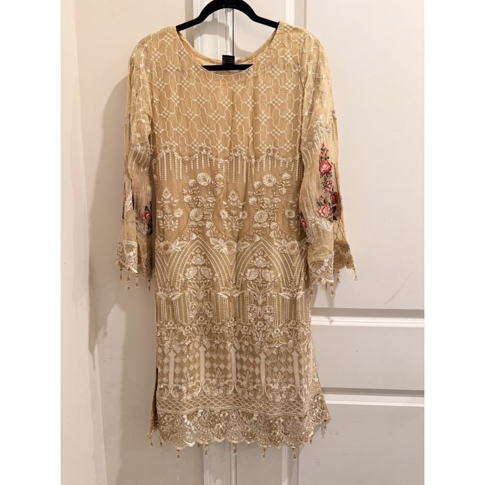 Gleam Pakistani Dress Formal Three-piece Dress In A Skin-gold Color M